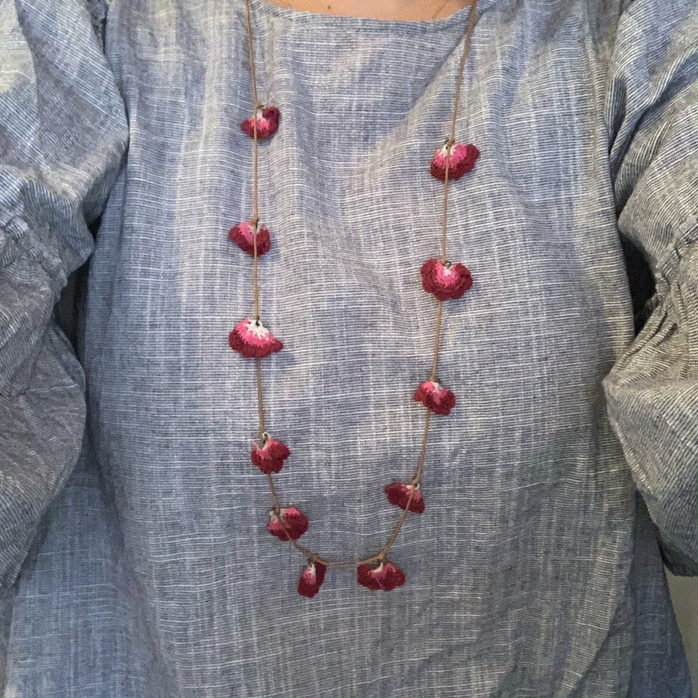 crocheted pink flower necklace!